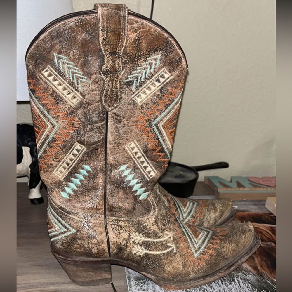 Rustic Brown and Turquoise Embroidered Western Boots